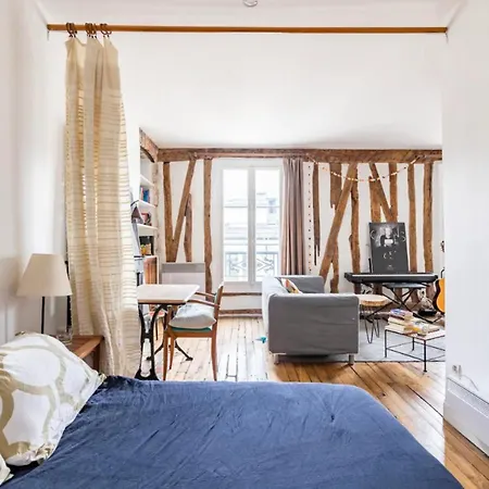 Bright 40m With Old World Charm In Parigi